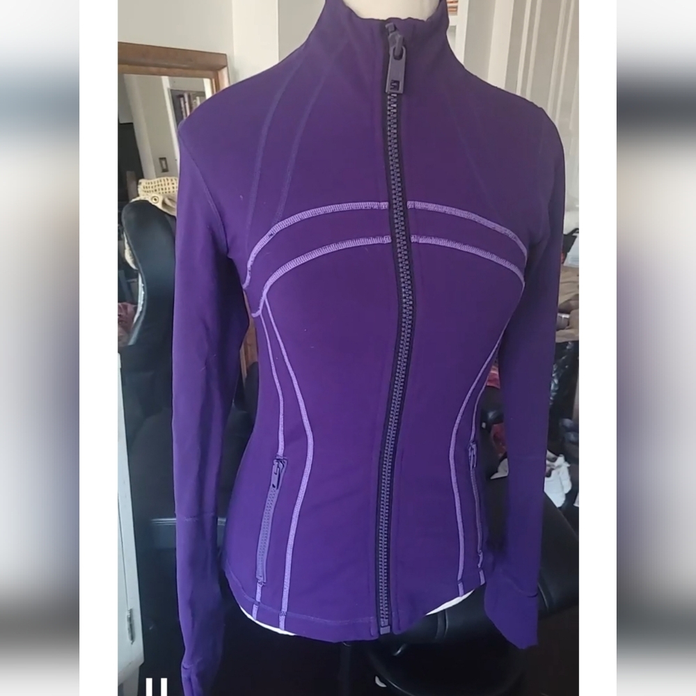 LULULEMON Define Jacket - Picture 3 of 8